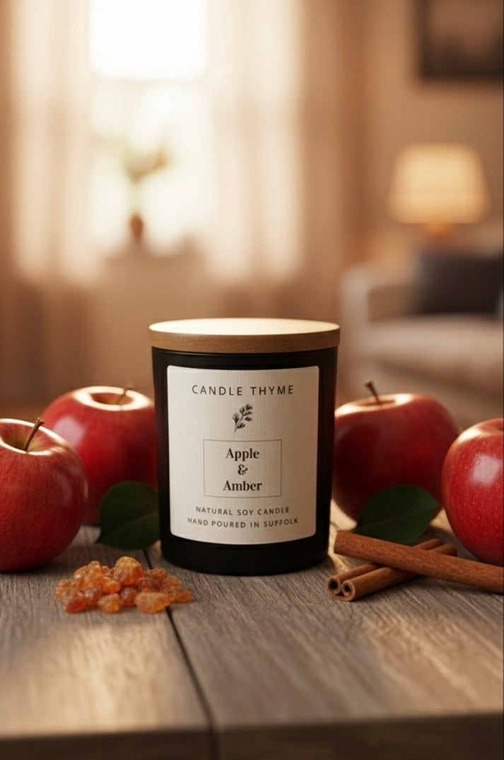 Apple & Amber - 220g candle