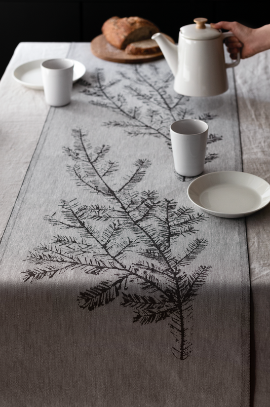 HAVU X TEEMU JÄRVI tablerunner - white-black